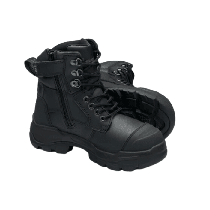 Blundstone 9961 Womans Zip Sided Safety Boot Black Handling